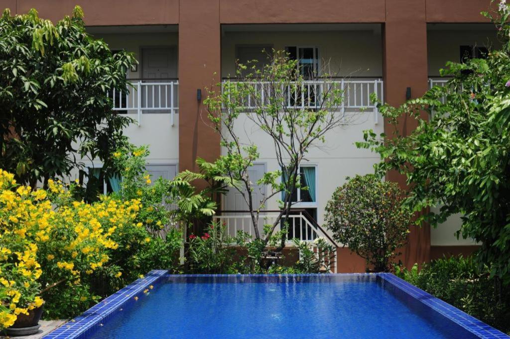 U Tiny Boutique Hotel Suvarnabhumi Bangkok - Sha Plus Banguecoque Exterior foto